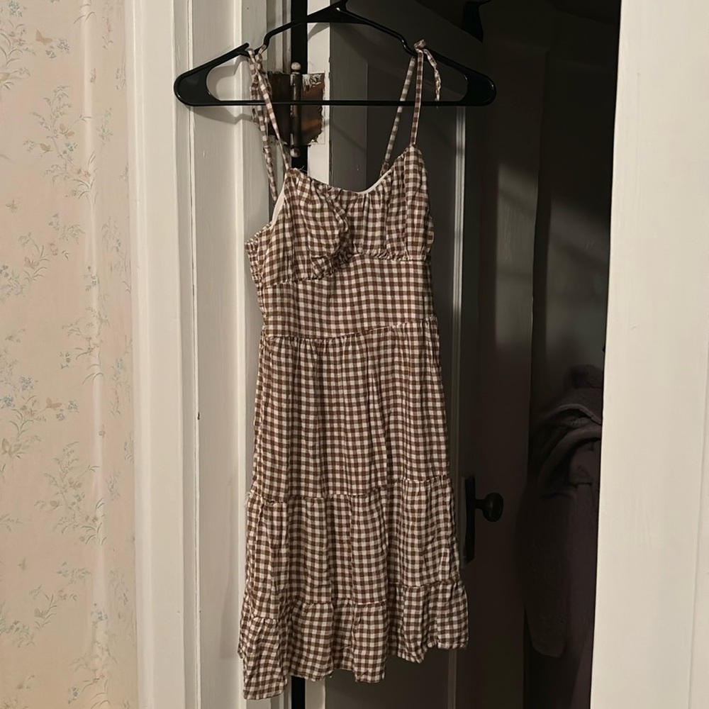 gingham dress